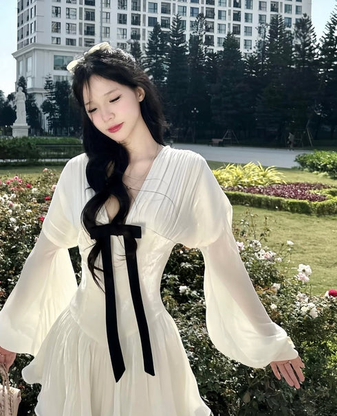 Spring Aesthetic Ribbons Details Flowy Sleeves Mini Dresses